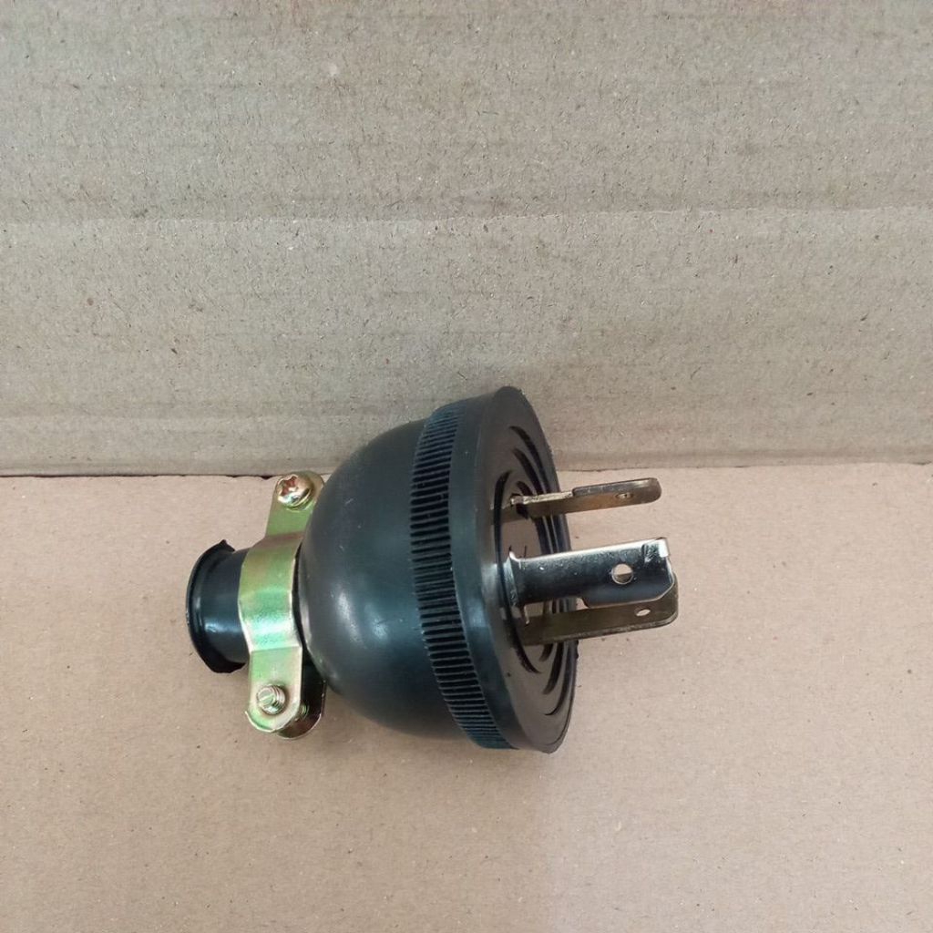 Steker genset 3 kaki colokan listrik genset 3 kaki 30A/250V