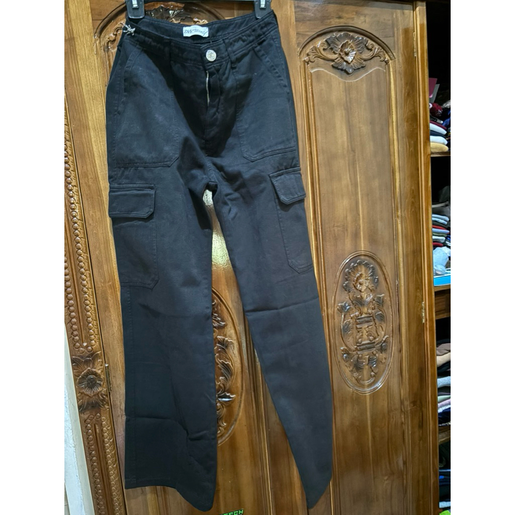 preloved celana cargo zara