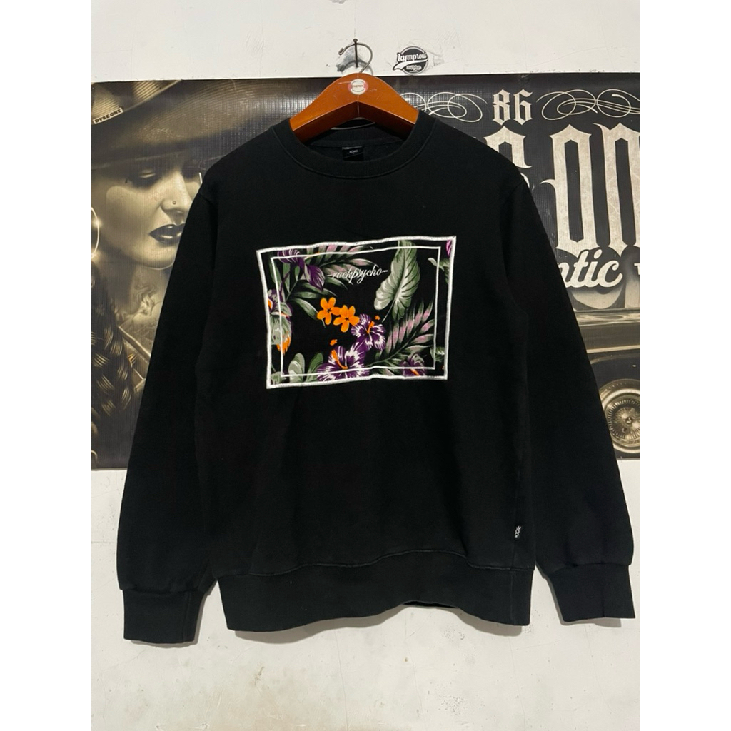 crewneck rock psycho