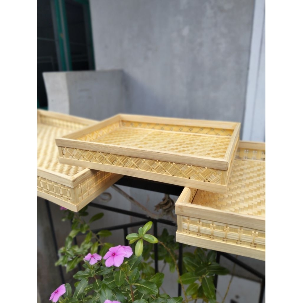 nampan tumpeng anyaman bambu