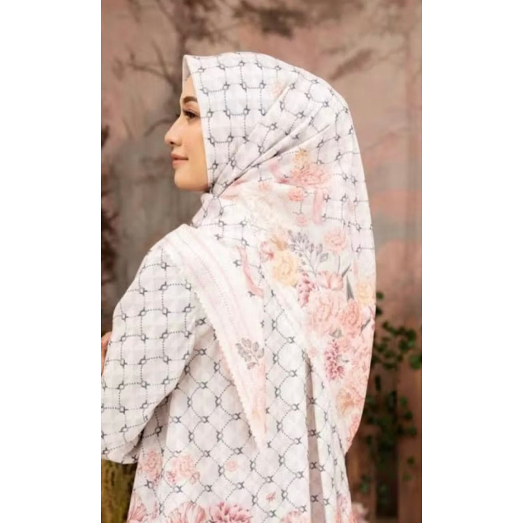 Wearing klamby scarf monogram london, plain scarf monogram chain 2.0, rosette scarf, arunika dan min