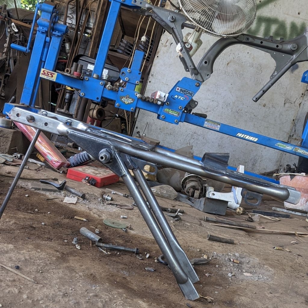 rangka belakang cb k5