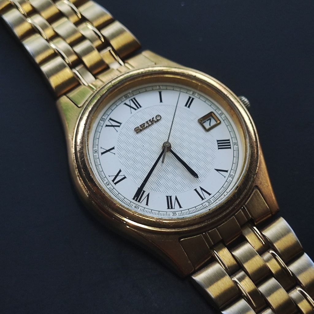Seiko Quartz Gold Textured Dial 7N42