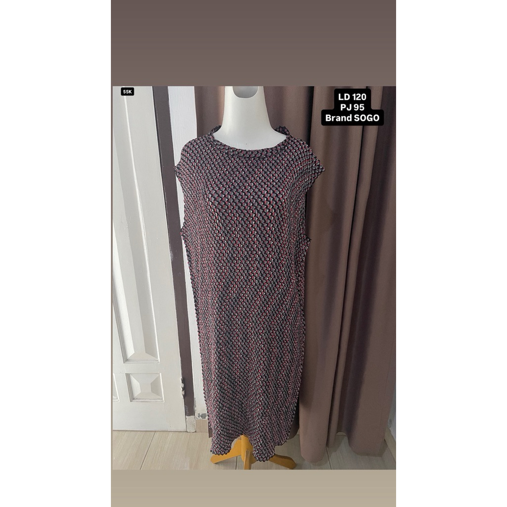 35. Dress-dress sleeveless polos