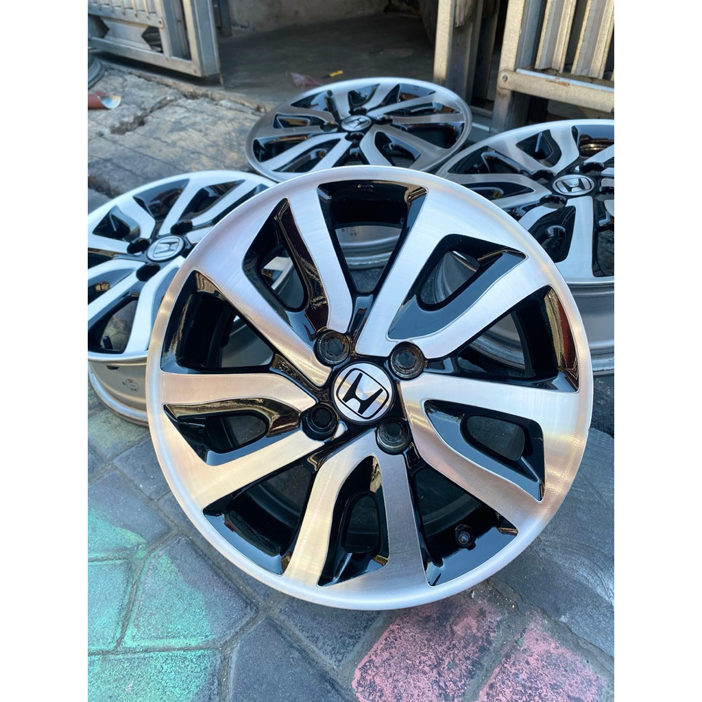 1set(4pcs) velg ori mobilio RS R15 PCD 4/100 Kondisi bekas masih bagus