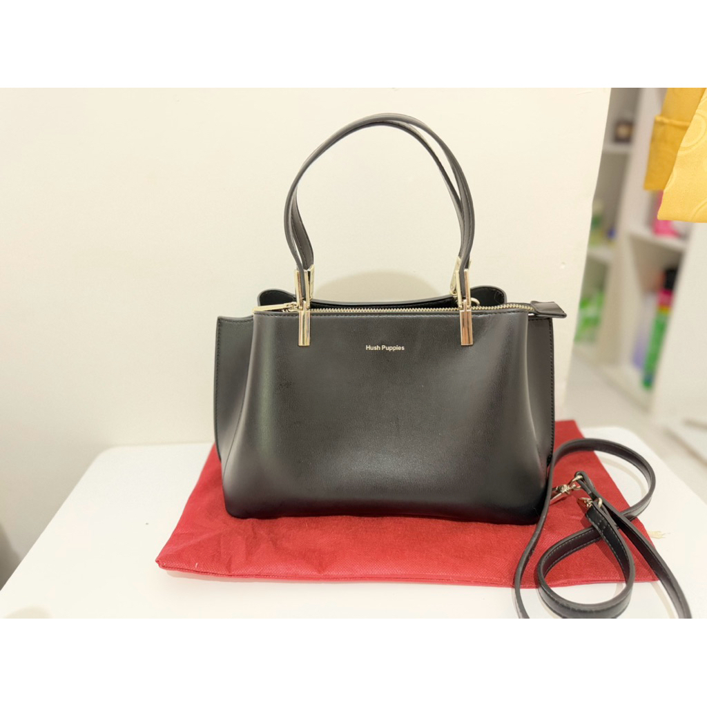 Preloved TAS Hush puppies original