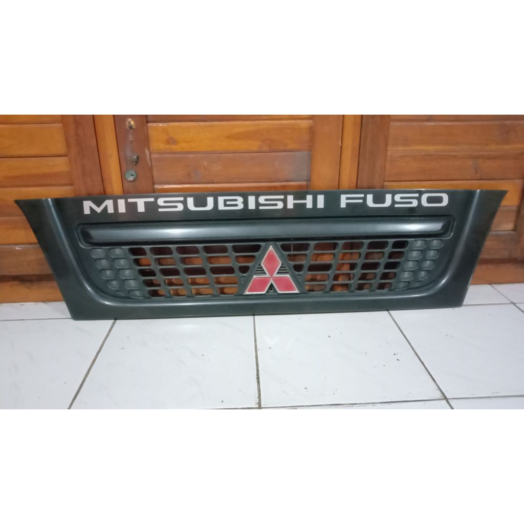 Grill original MITSUBISHI CANTER 110 PS/125 PS copotan