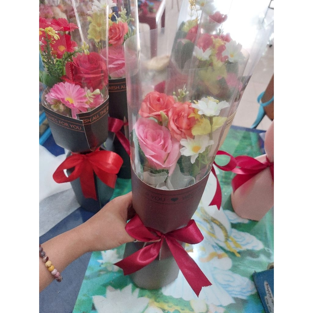 BUKET BUNGA KECIL / ROUND BUKET / BUKET BUNGA