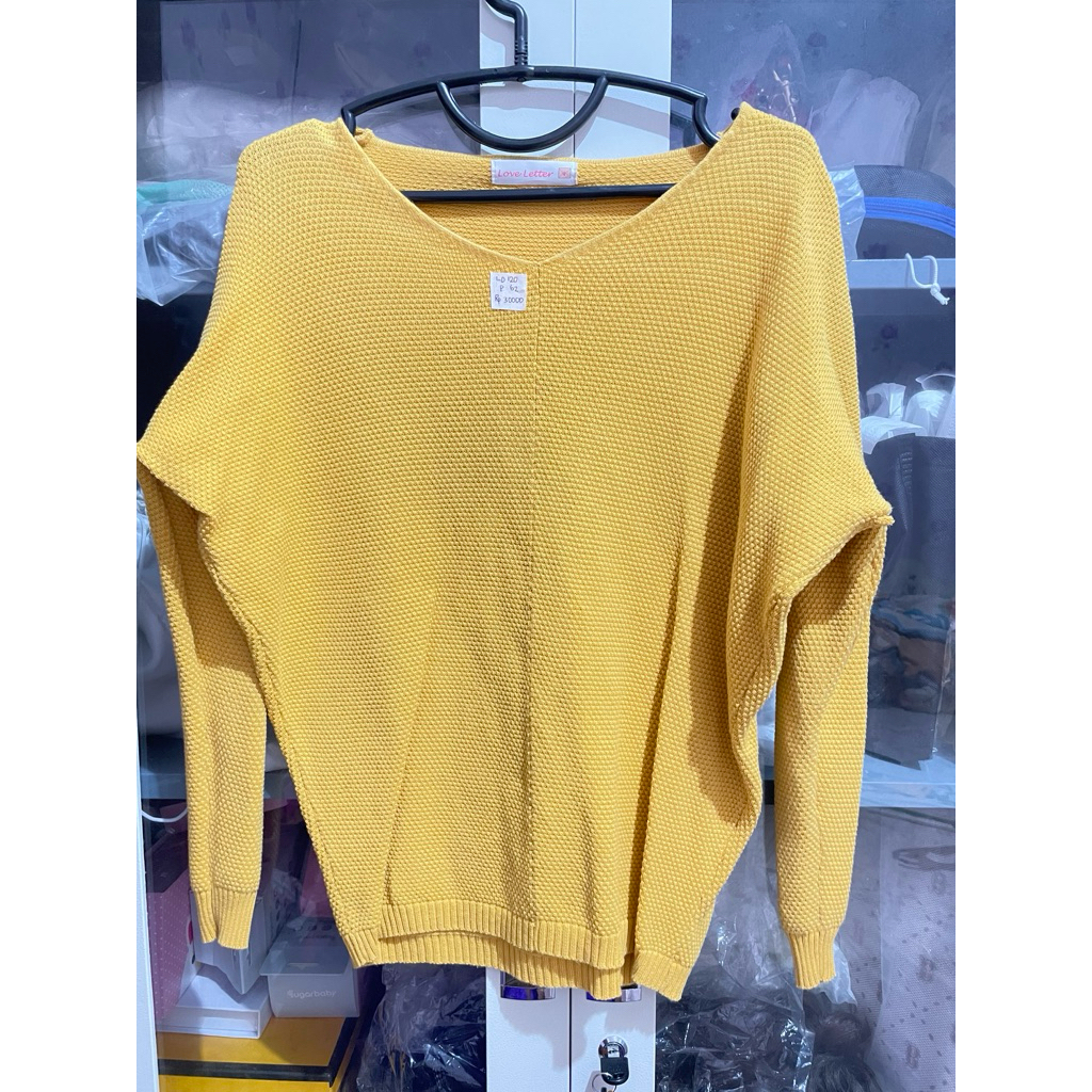 atasan kuning mustard kalong