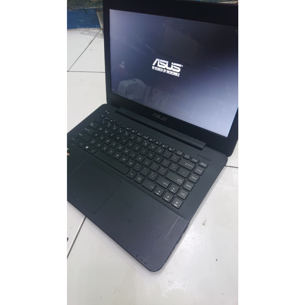 Laptop Asus X451Y – Amd A8 | RAM 10GB | SSD 128GB + HDD 500GB | Laptop Second Murah Bergaransi