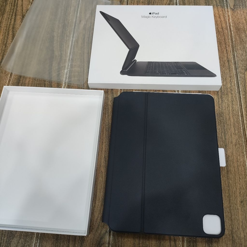 Apple Magic Keyboard iPad Pro M1 | M2 | 2020 | 11 inch Second iBox Mulus Fullset Original Murah