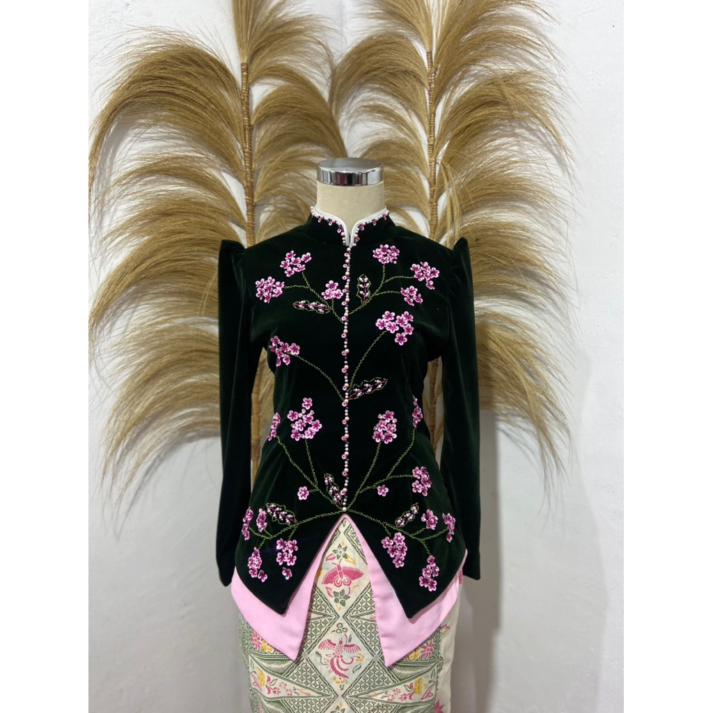 TERBARUUUUUU KEBAYA JANGGAN BUNGA BAHAN bludru premium