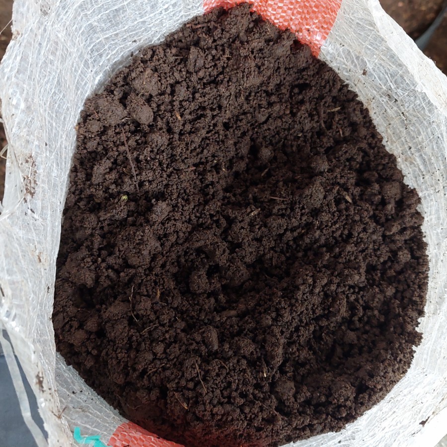 Media Tanam Tanah Lembang Murni karungan