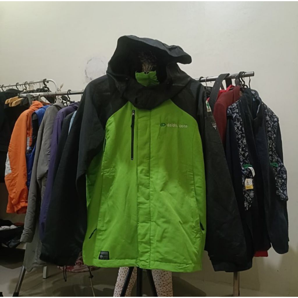 JAKET OUTDOOR XEBEC GORPCORE