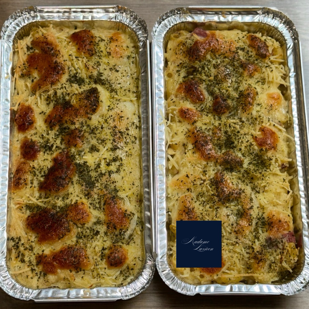 Macaroni Schotel (medium size) by Madame Lavieen
