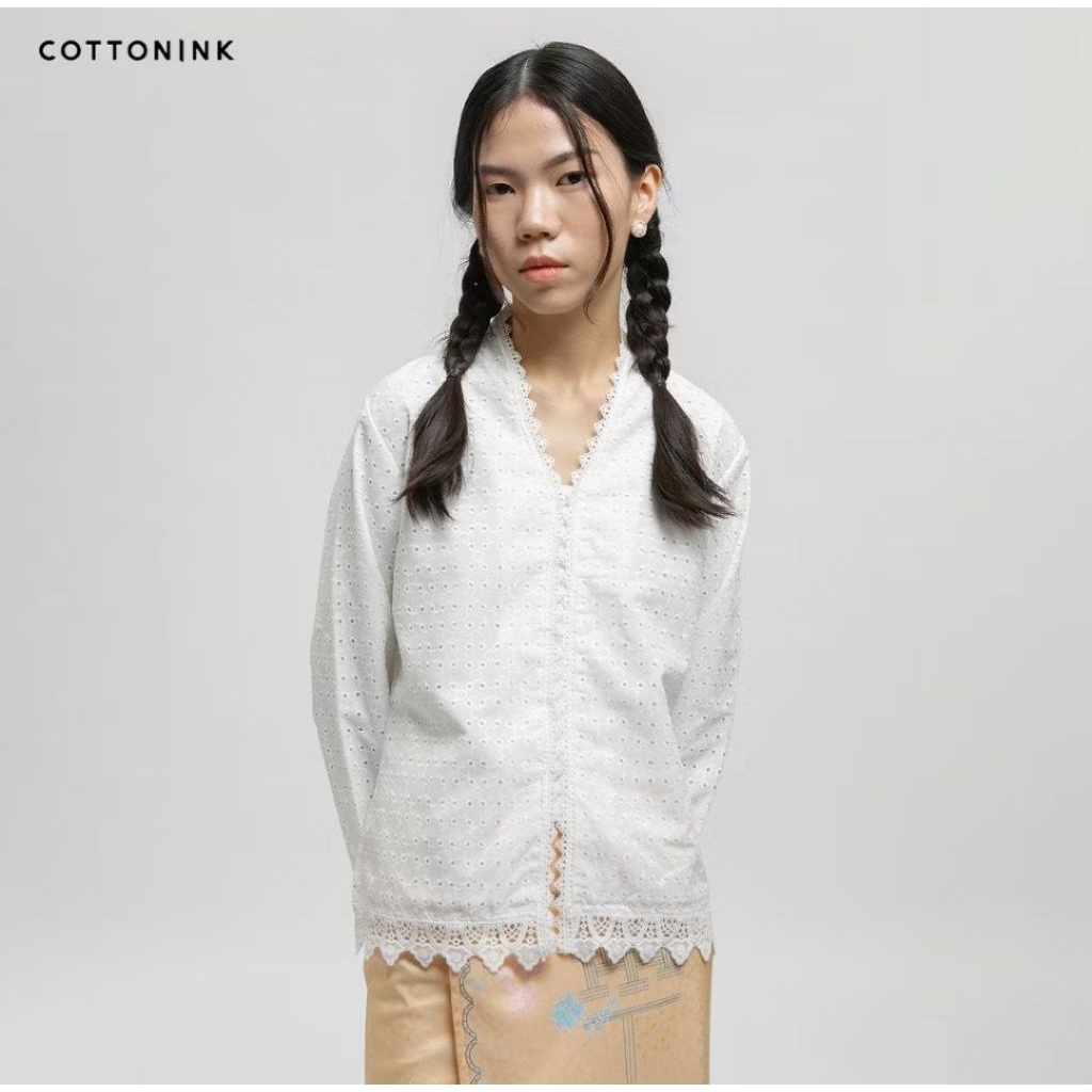 COTTONINK - Atasan Blouse Wanita Janitra Putih #ArchipelagoCollection2025