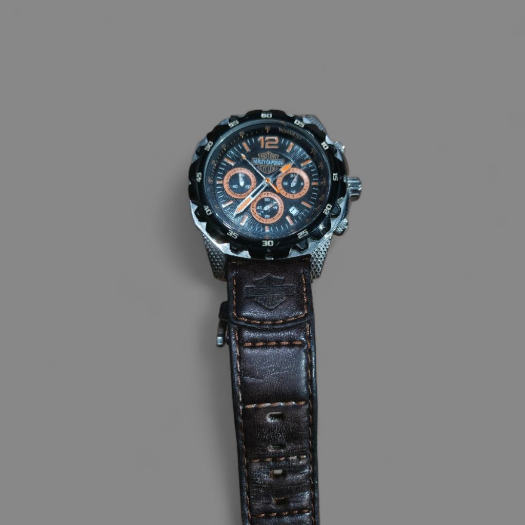 Jam tangan Harley Davidson