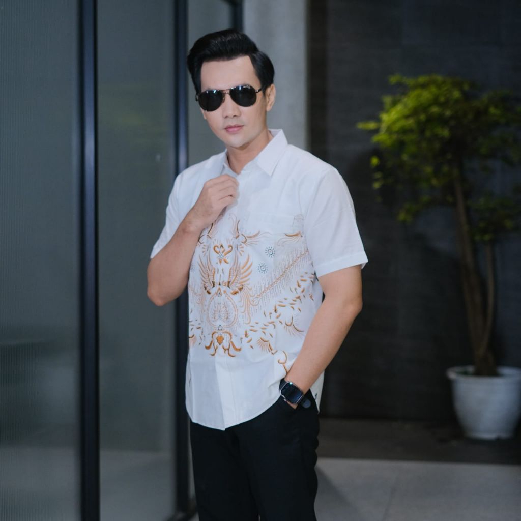 Laskala Hem Batik Pria Slim Fit Lengan Pendek Lapis Furing ero