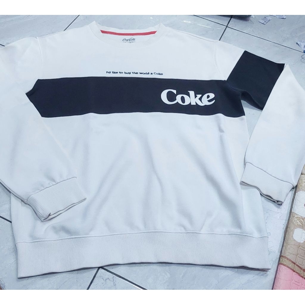COCA COLA X HANGTEN  CREWNECK COCA COLA CN COCA COLA SWEATER COCA COLA SWITTER COCA COLA SWEAT SHIRT
