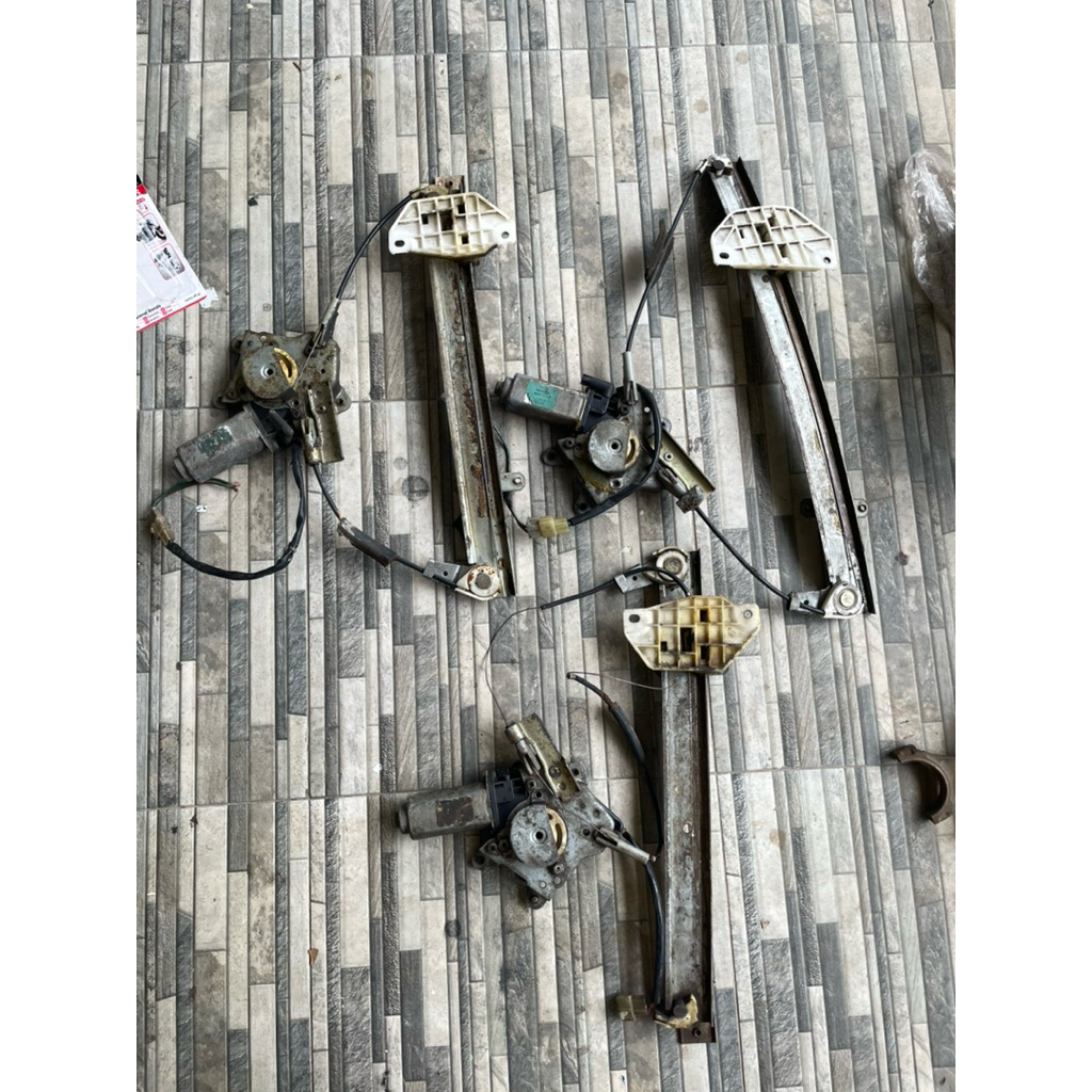 REGULATOR KACA DINAMO POWER WINDOW LANCER EVO 3 LOKAL LANCER GLX GLXI GTI LANCER CB 2 CB 4 CB 5 GARA