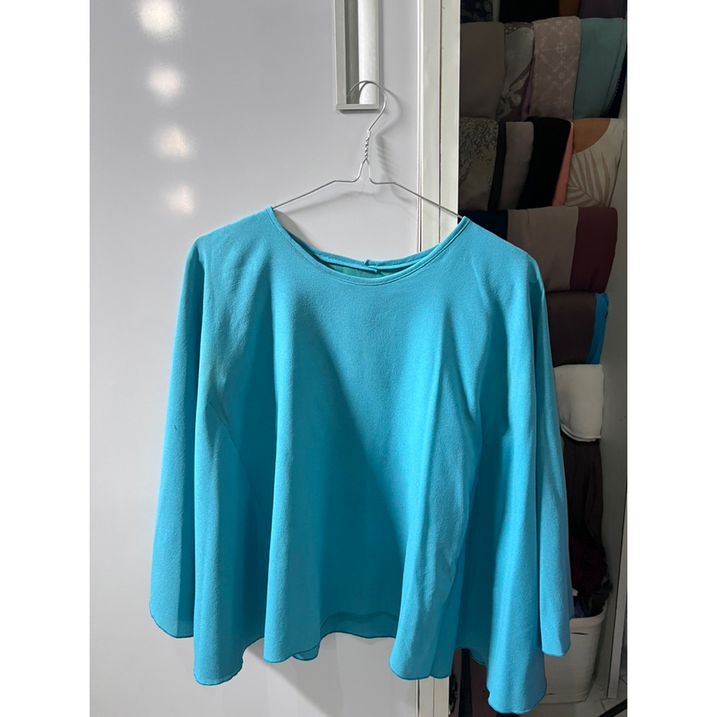 Preloved one set Blouse + rok