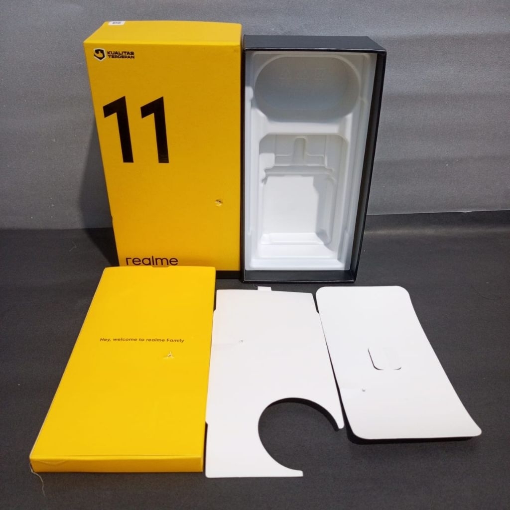 Dus box hp realme 11 copotan