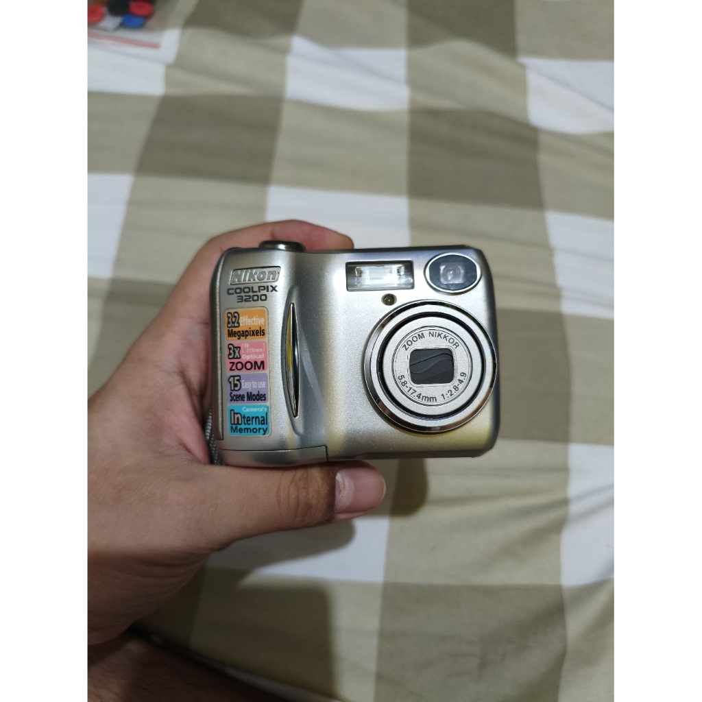 Digicam Nikon Coolpix 3200