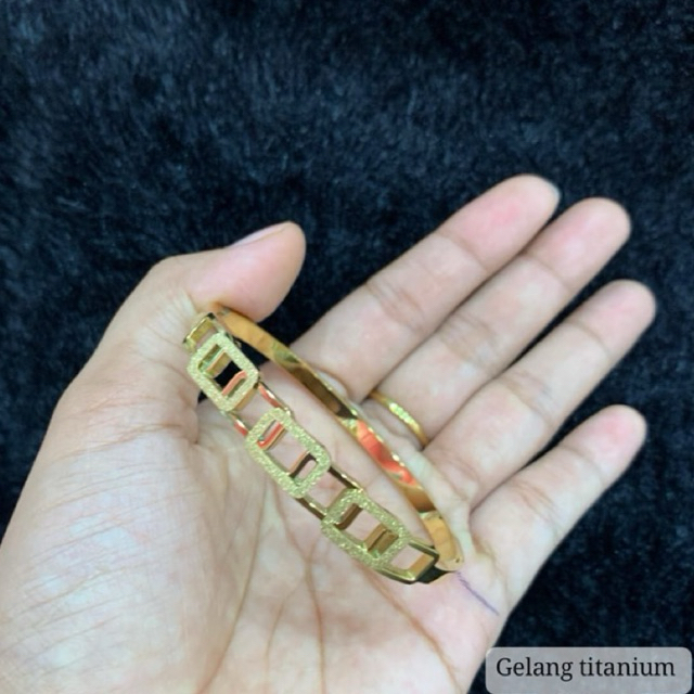 Best Sellert Gelang Titanium Wanita Gelang Bangle Gelang Titanium Terbaru Gelang Tangan Wanita Gelan