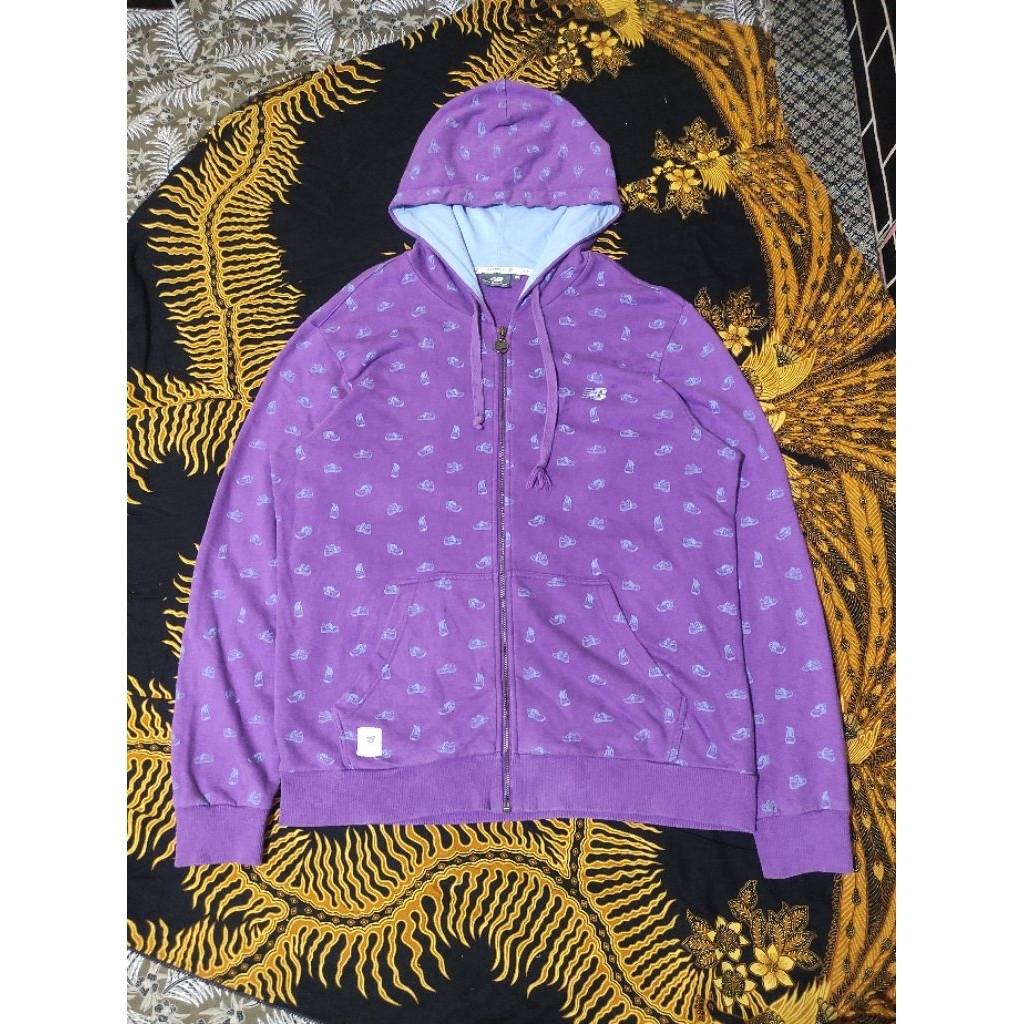 READY ZIPPER HODIE NB FULL PRINT SECOND LIKE NEW