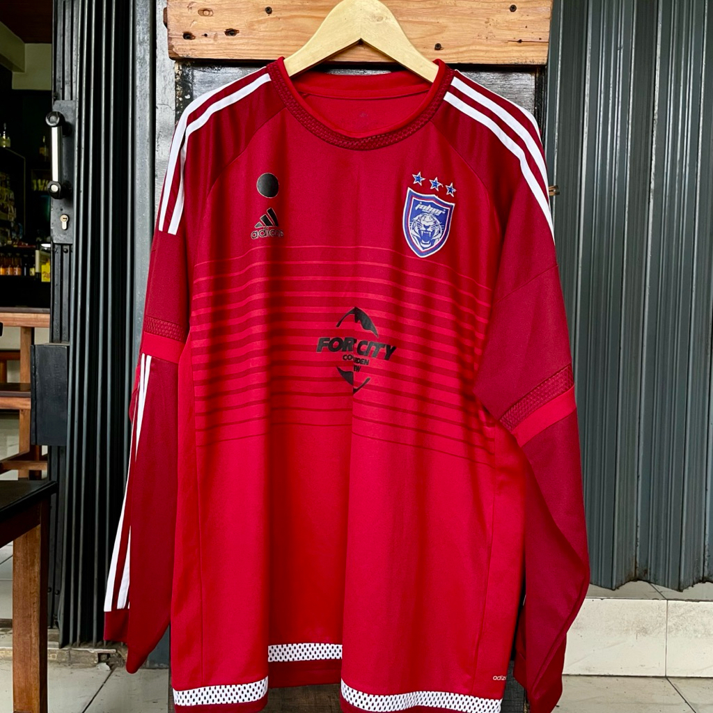 Jersey home Johor Darul Ta’zim (JDT) LS 2016/17