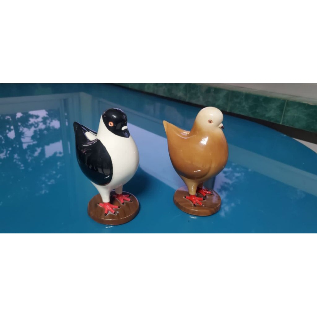 patung burung merpati