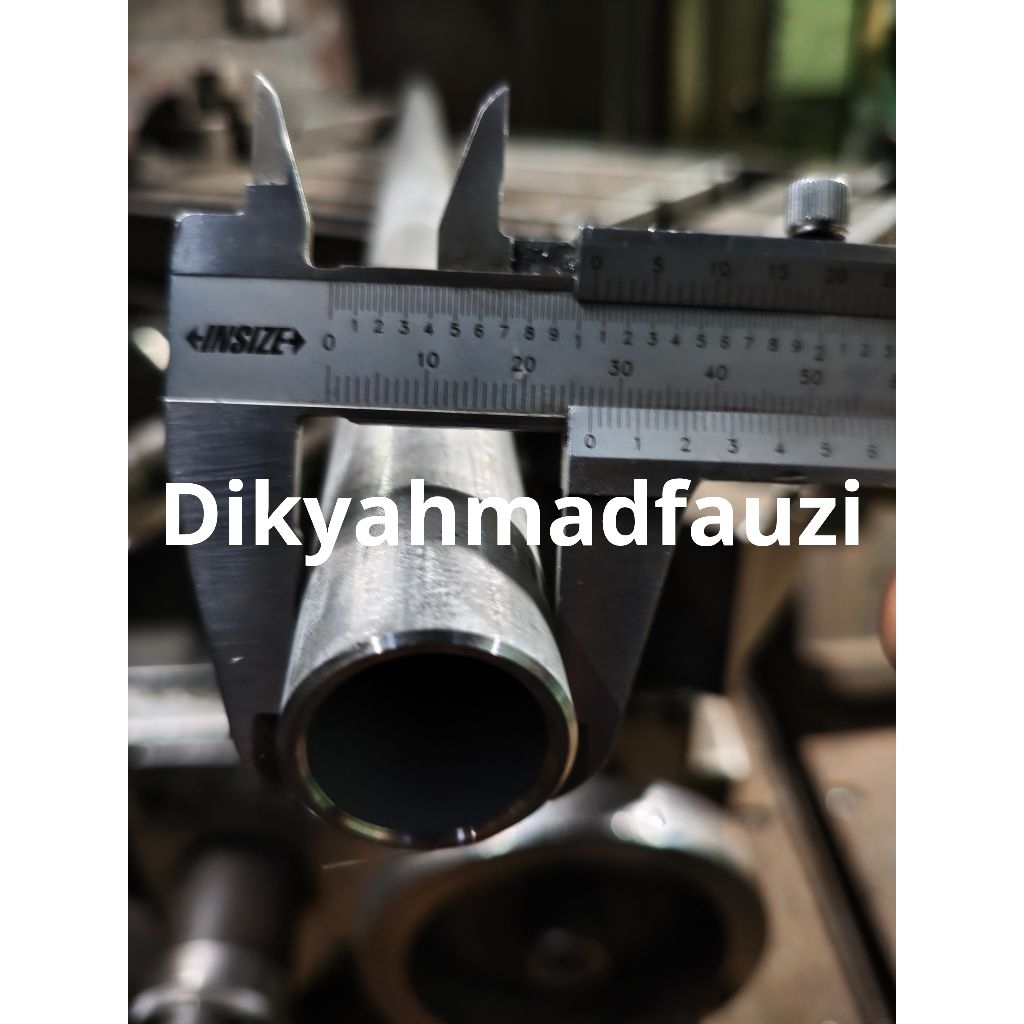 pipa stainless seamless od 27mm tebal 3mmx25cm