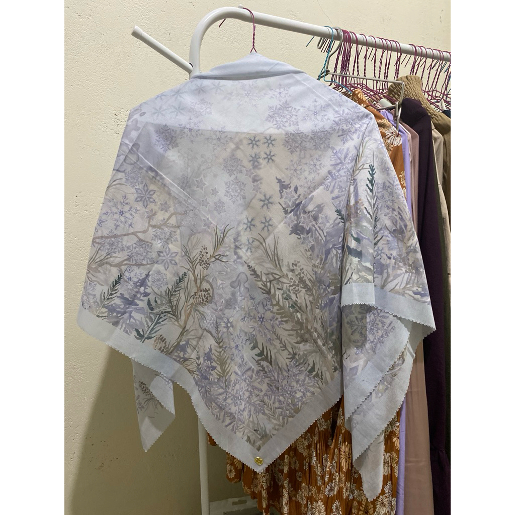 BUTTONSCARVES PRELOVED FROZEN BRITISH 2.0 ROYAL GUARD