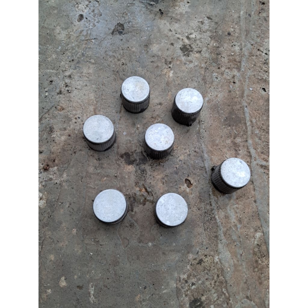 knop kompor listrik bahan radio