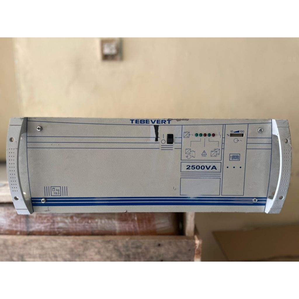 Inverter Tebevert 2500W Dc 48v to ac 220v