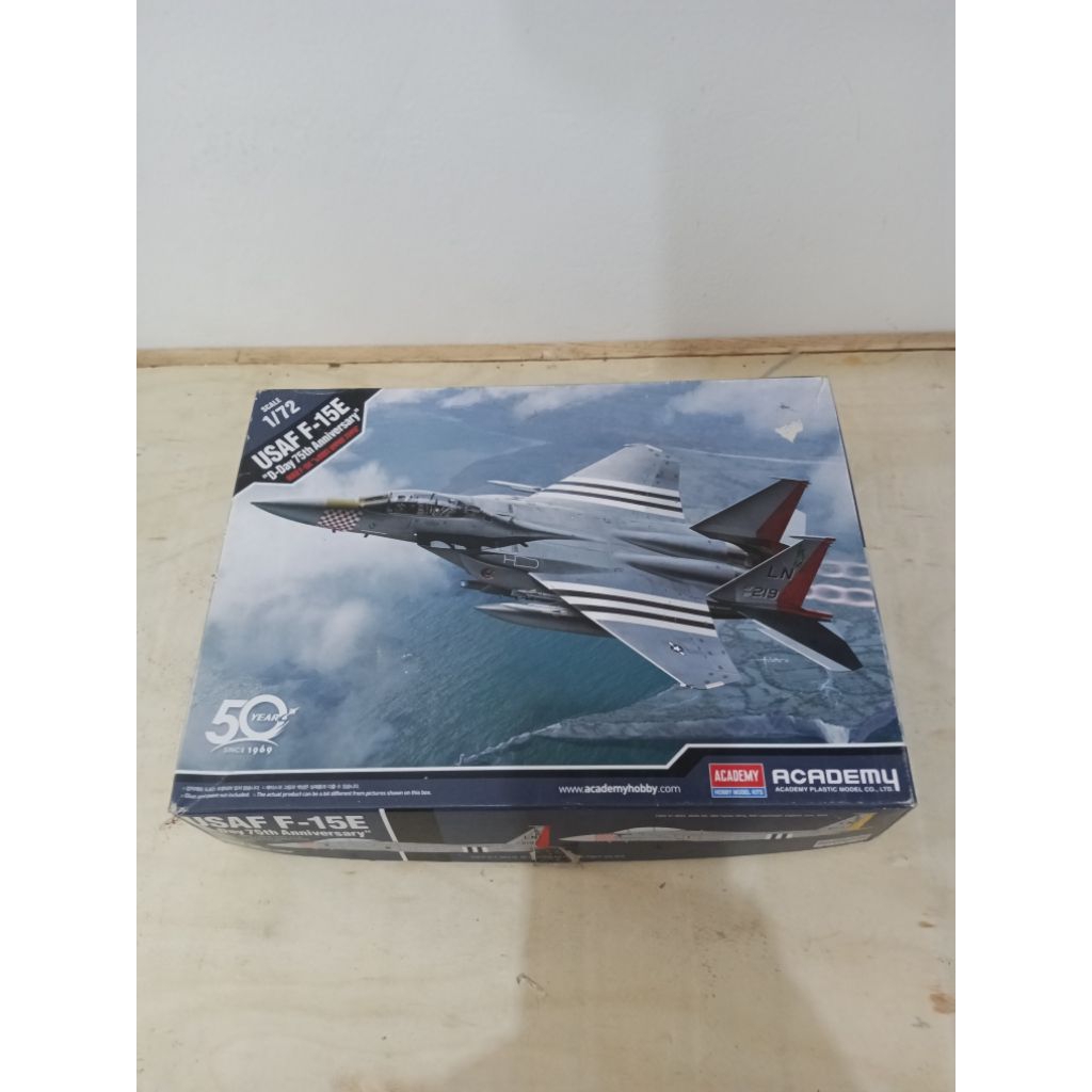 Model kit Academy F-15E Strike Eagle Skala 1:72 USAF D-day 75th Anniversary