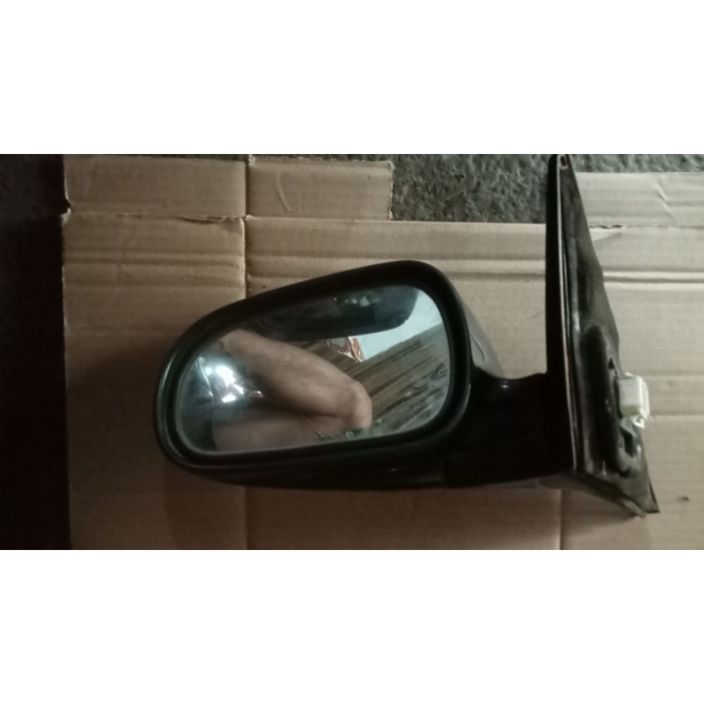 spion kiri mobil ferio