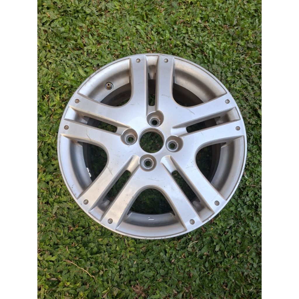 velg mobil aerio R15 pcd 4x100
