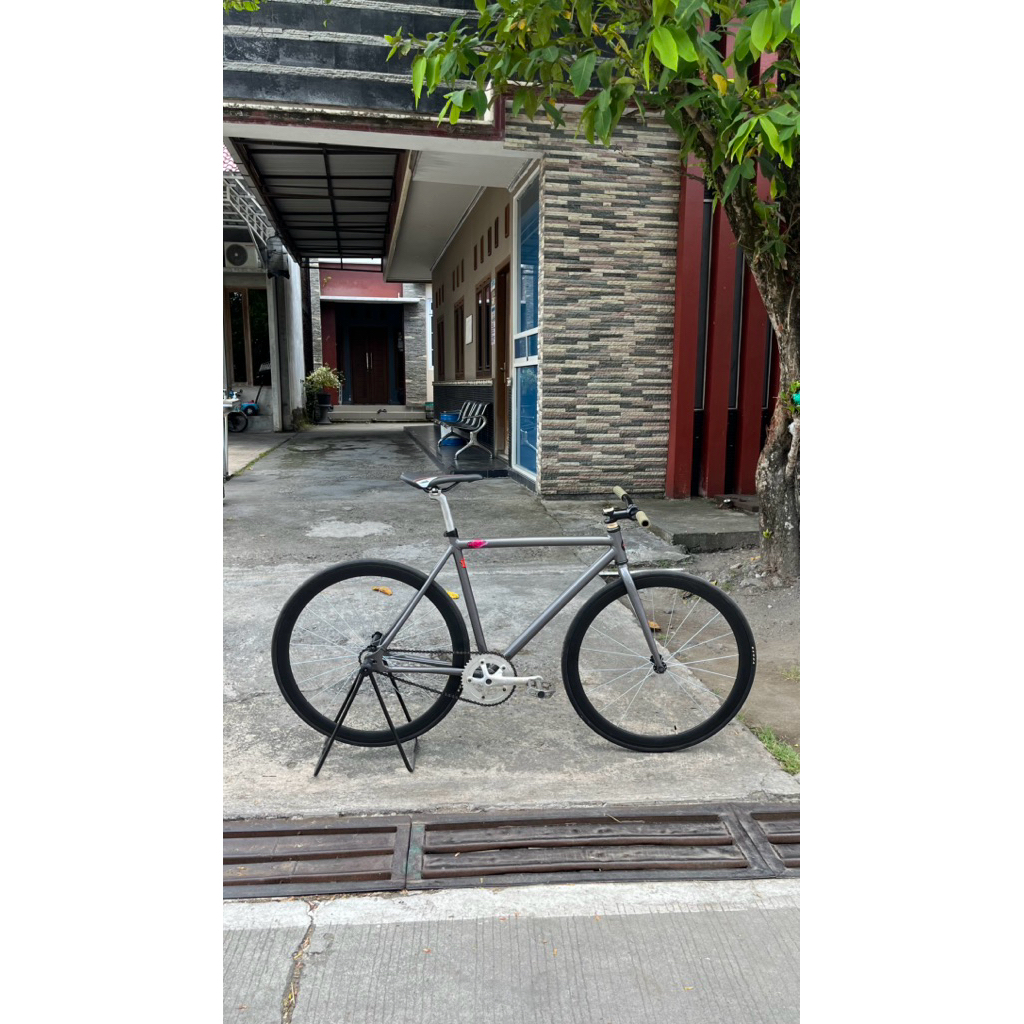 sepeda fixie soloist 71 fullbike alloy