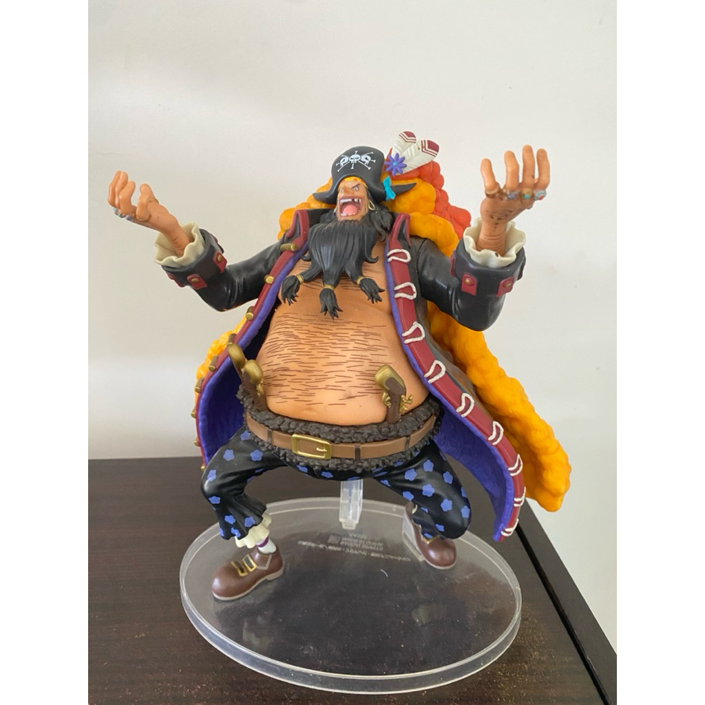 Action Figure Marshall D. Teach (Kurohige) One Piece Original Bandai
