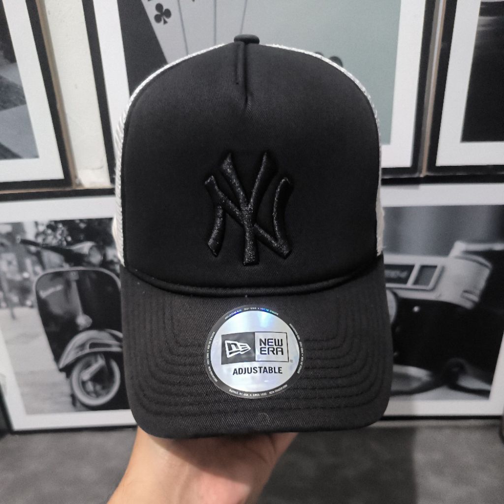 Topi New Era NY Yankees AFrame Trucker Original