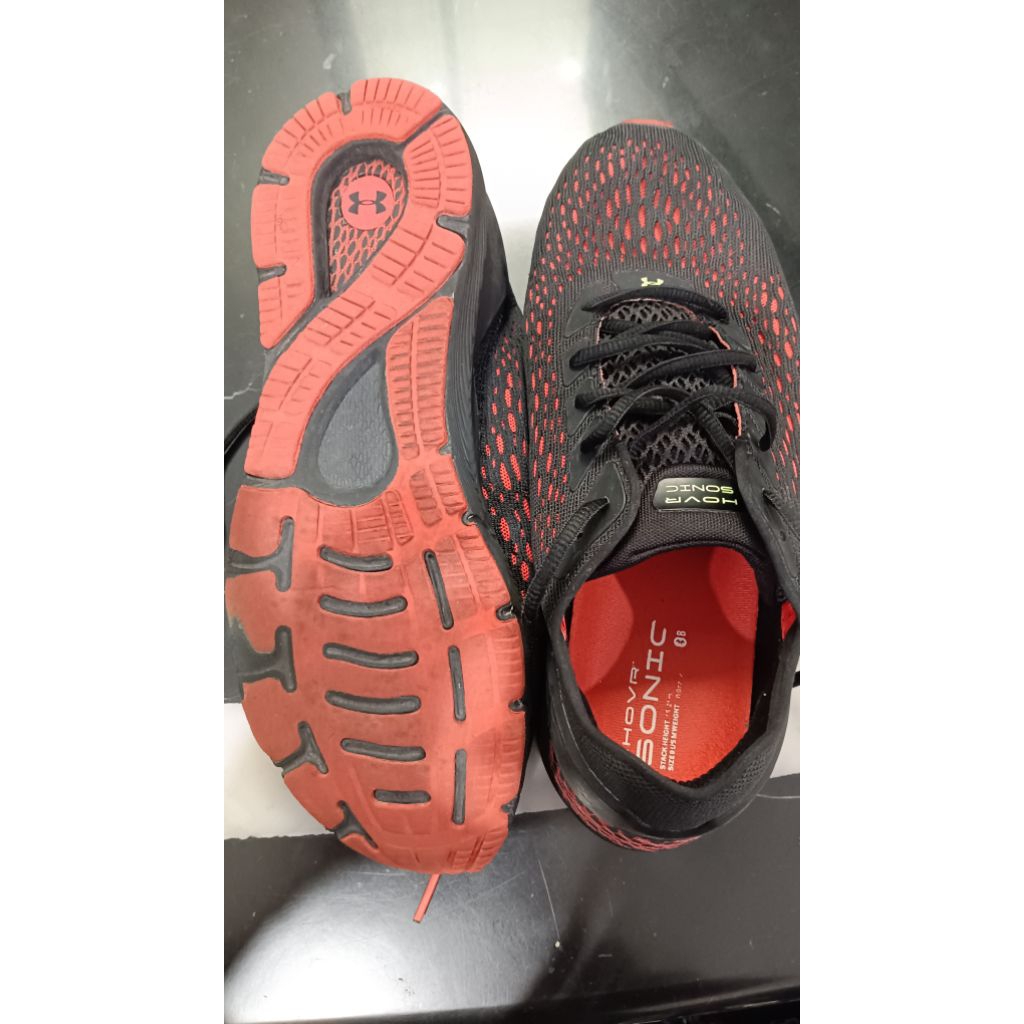JUAL PRELOVED sepatu under armour HOVR SONIC