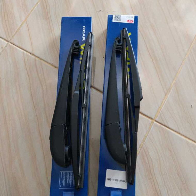 INNOVA 2015- WIPER BELAKANG