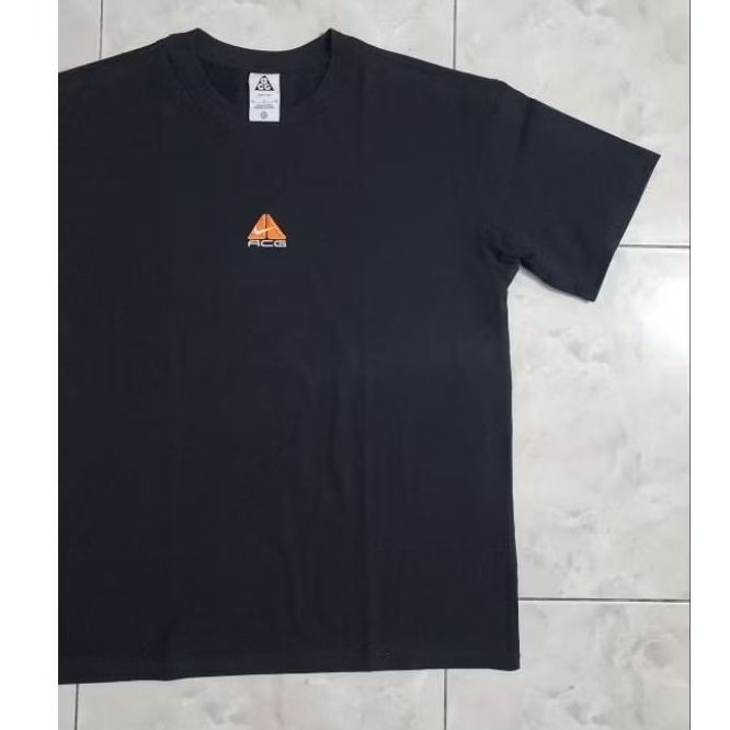kaos Nike ACG - size M ( bahan tebal ) ORIGINAL