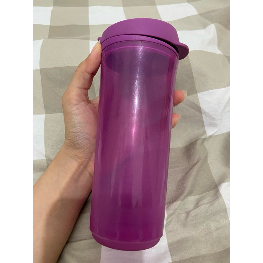 preloved tumblr puprle brand tupperware sekitar 700ml