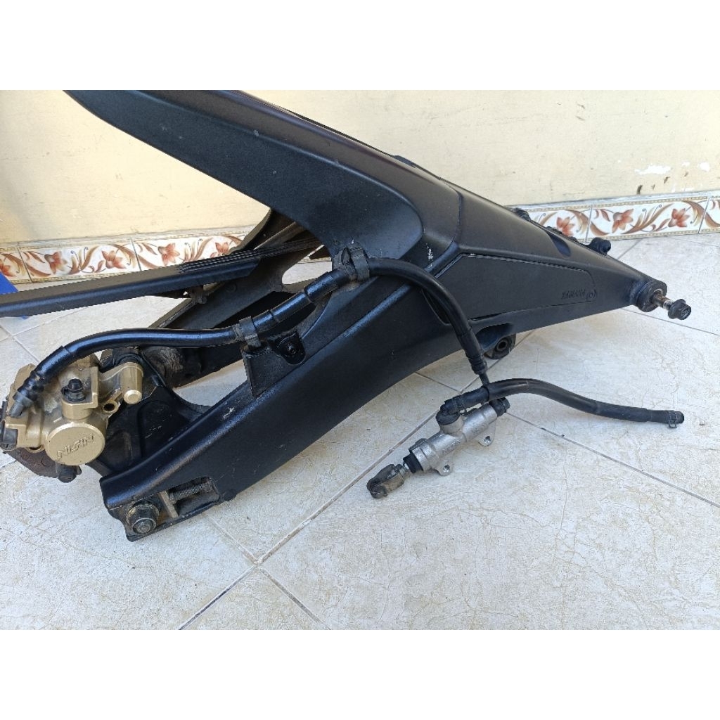 Swing Arm Xabre Original