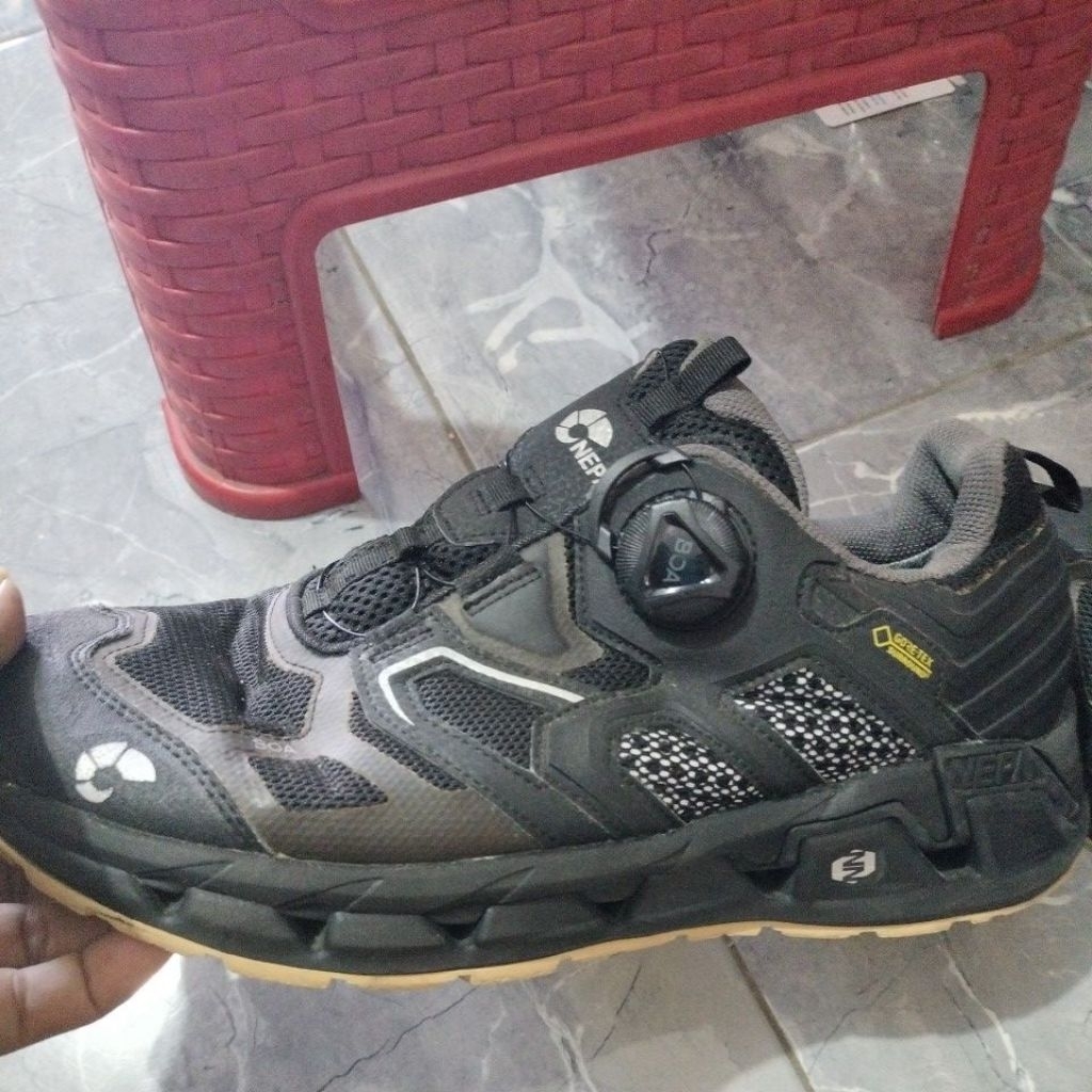 sepatu second original nepa size 43/28