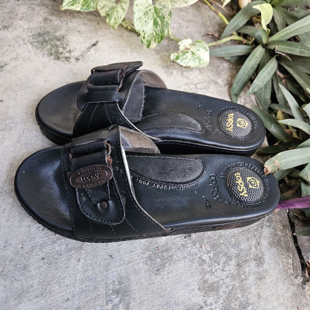sandal second topsy size 42(27cm)