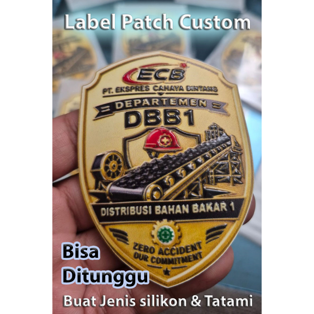 Pemasok label patch custom desain bebas harga murah desain 3D bahan rubber TPU tatami dan hologram