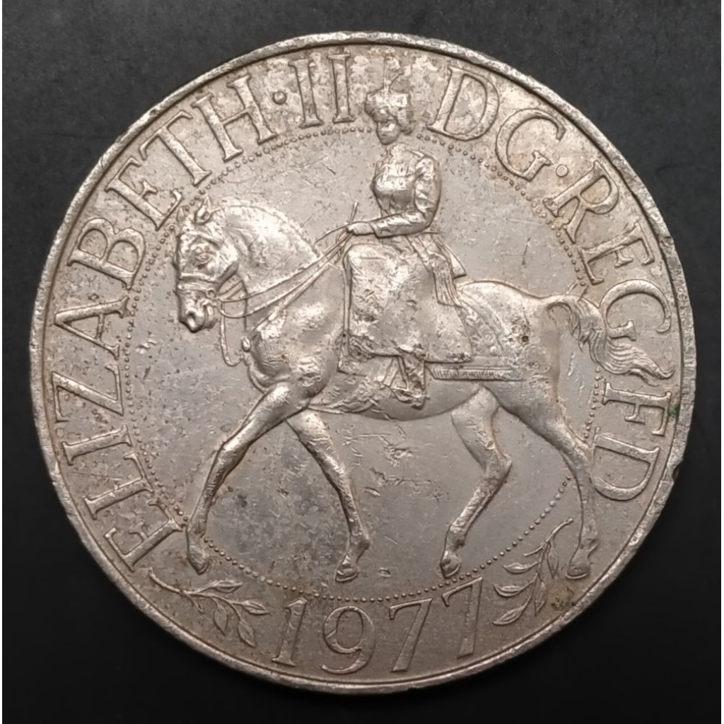 Koin Kuno Inggris 25 Pence 1977 Commemorative big Coin 38 mm Ellizabeth Penunggang Kuda